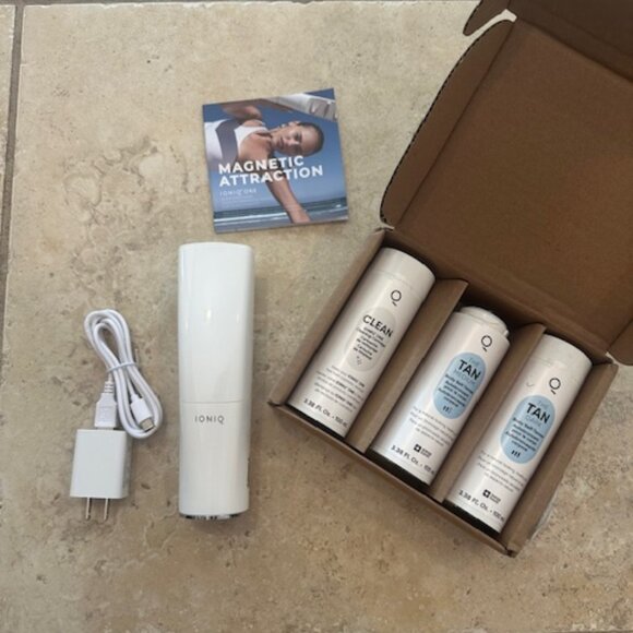 IONIQ One Sprayer + Tan - Picture 1 of 4